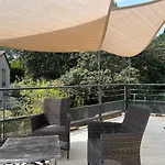 Pierre Blanche Le Calme A 5mn Du Centre * Nîmes