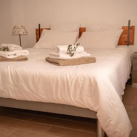 Pierre Blanche Le Calme A 5mn Du Centre Villa Nîmes