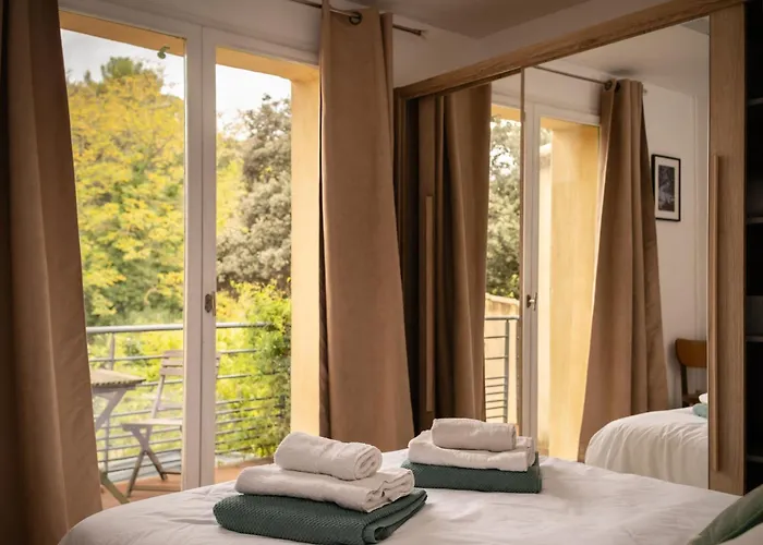 Pierre Blanche Le Calme A 5mn Du Centre Willa *